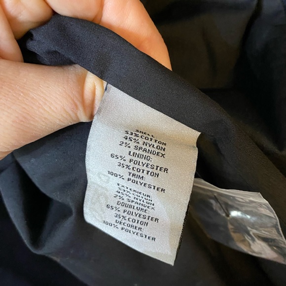 Zac Posen black trench coat, stunning detail on shoulders and the back, size L - Picture 8 of 12